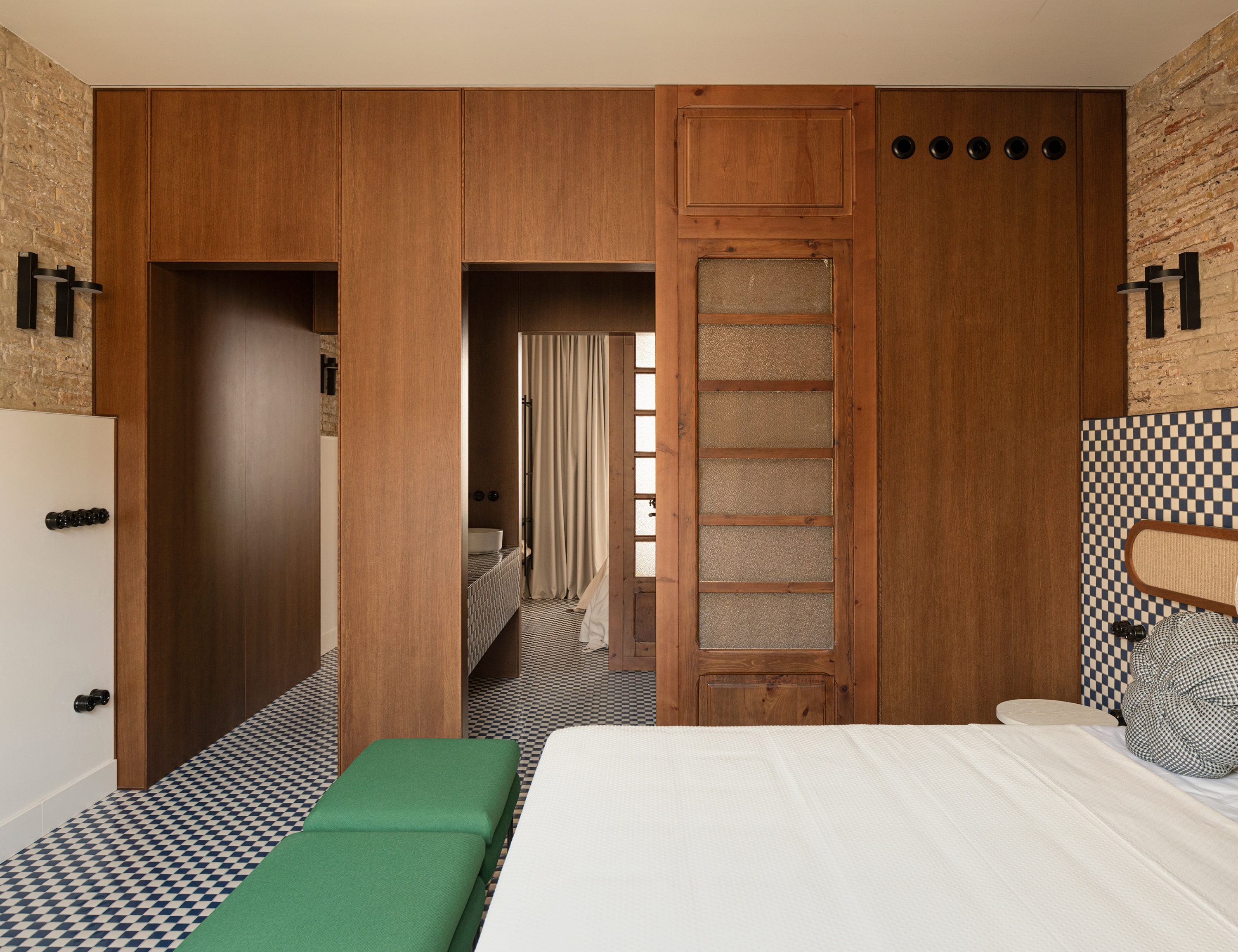 Carpinteria Valencia Madera svg+xml;charset=utf