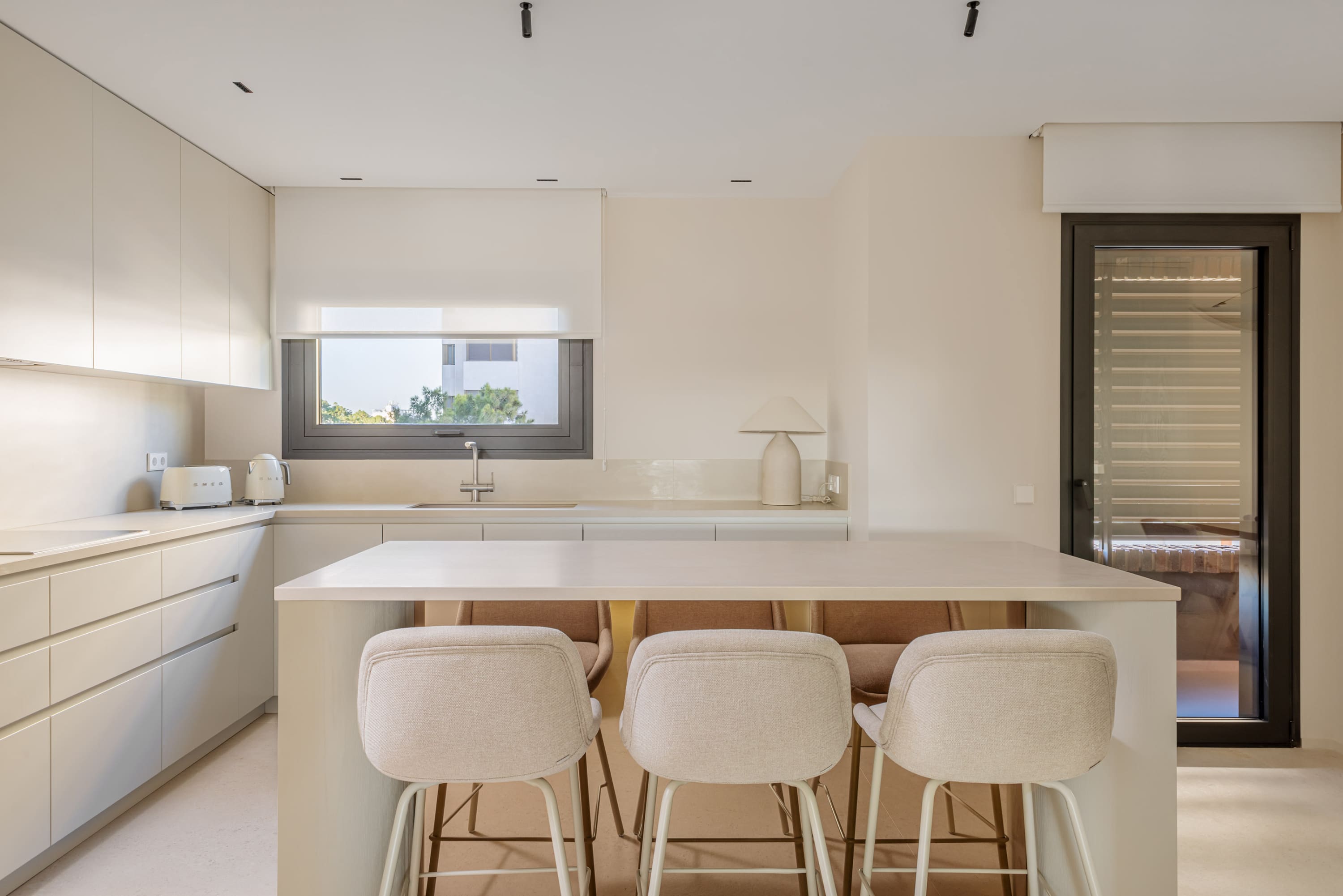 Carpintería técnica Valencia svg+xml;charset=utf